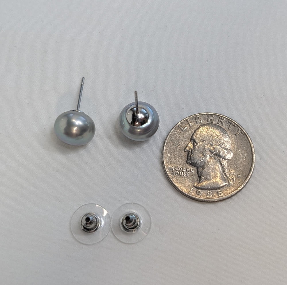 Vintage Genuine Pearl Chunky Stud Earrings - Picture 8 of 10